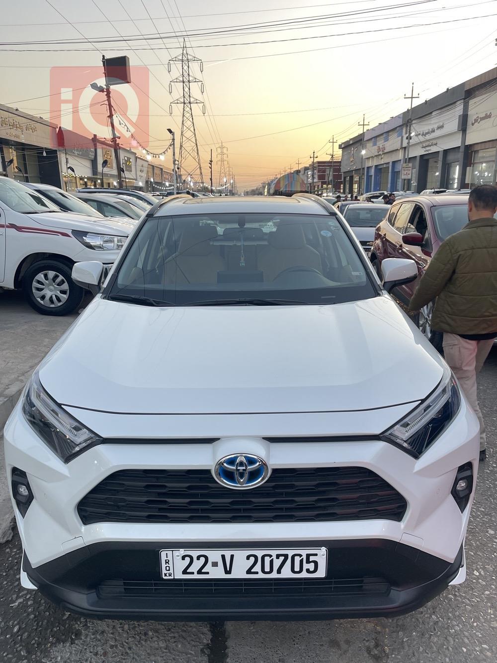 تويوتا راف 4